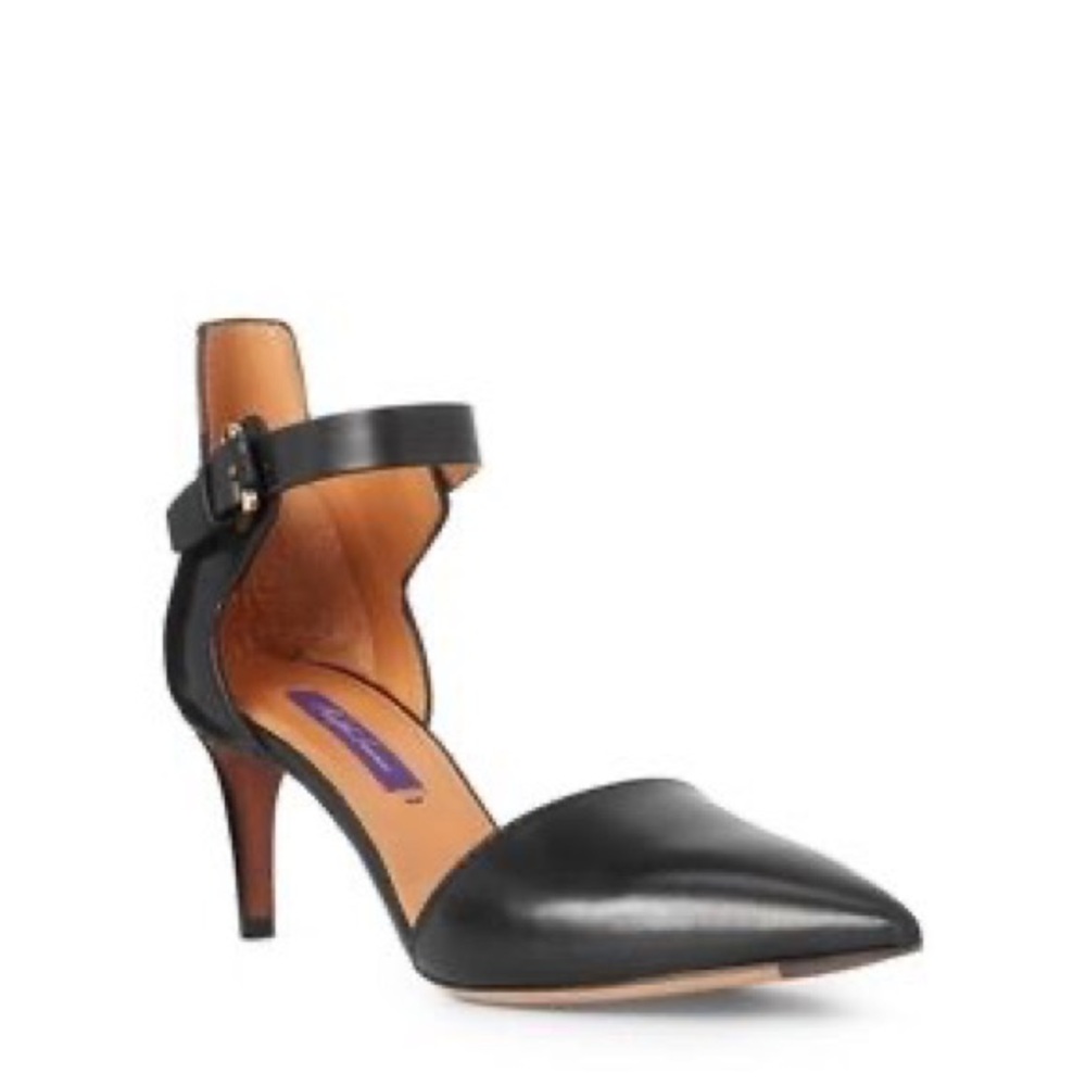 Elegant Black Leather Women's Heels polo Ralph Lauren
Purple tags.